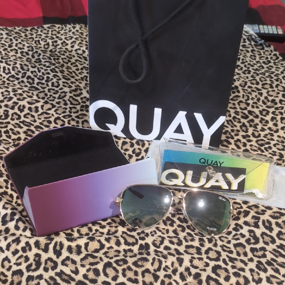 Quay Australia Reflective Silver Aviator Sunglasses